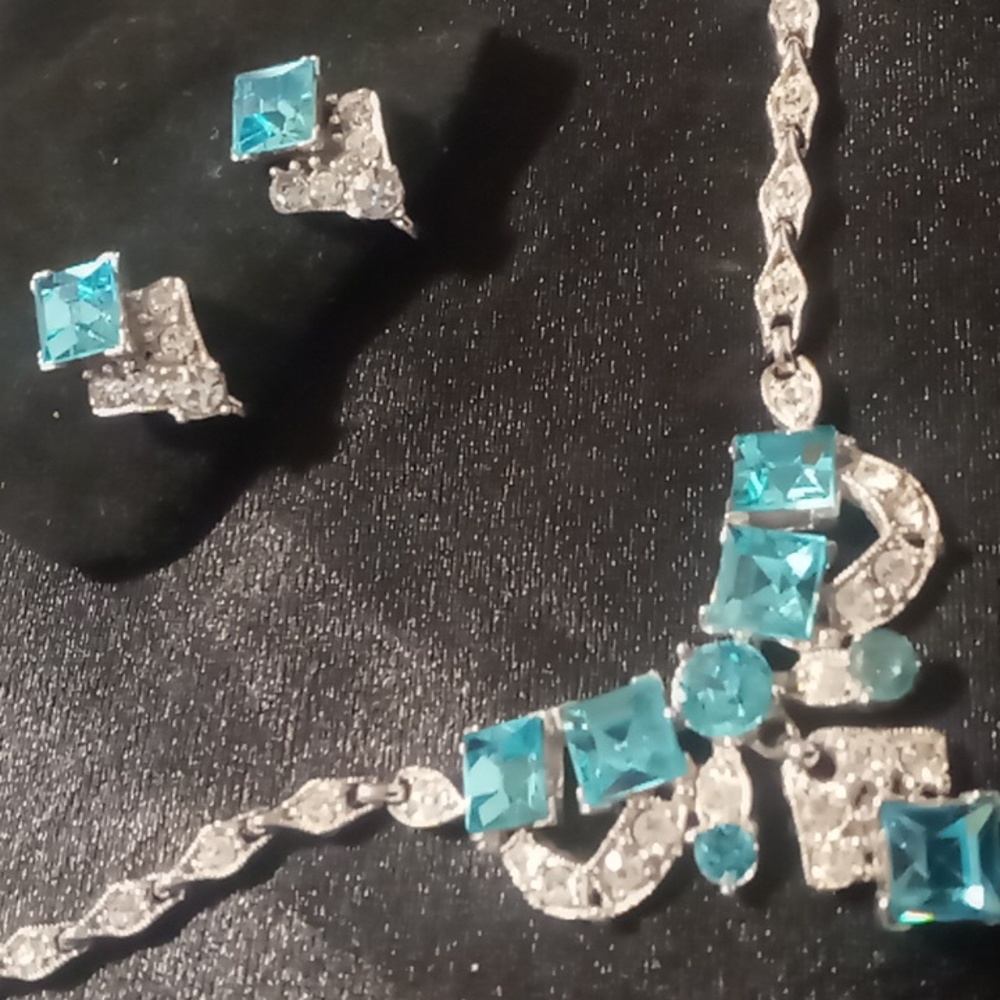 Vintage, Antique Bogoff manufactur.1946 jewelry rhodium plated aquamarine blue.